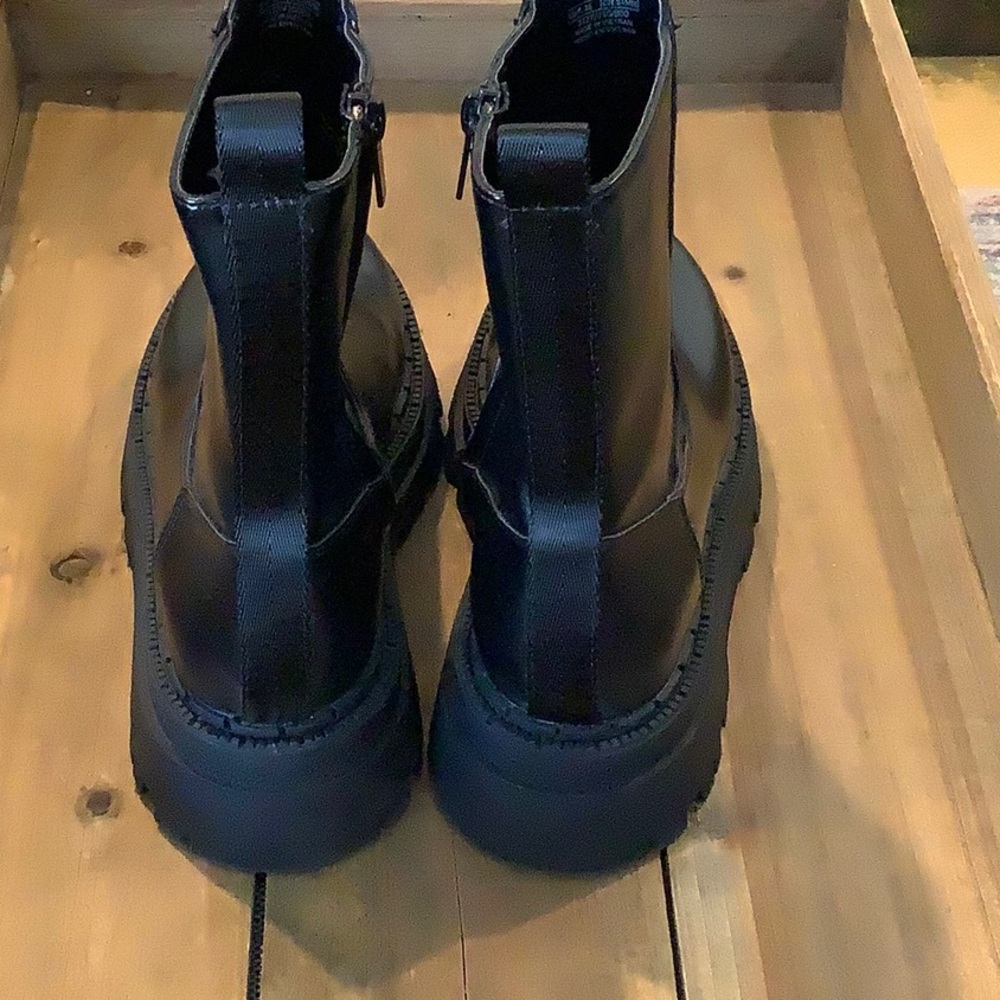NWOT ZARA Women’s Faux Leather Black Platform Whimsigoth Emo Ankle Boots 38 - Picture 3 of 12